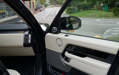 Land Rover Range Rover IV рестайлинг, 2014 год, 5 535 000 рублей, 26 фотография