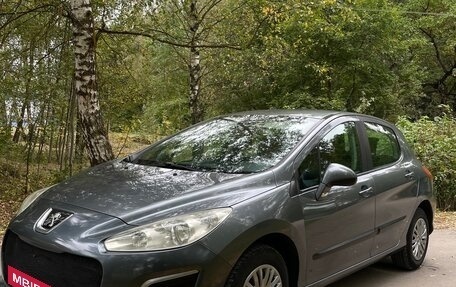 Peugeot 308 II, 2011 год, 375 000 рублей, 2 фотография