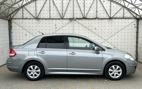 Nissan Tiida, 2011 год, 870 000 рублей, 9 фотография