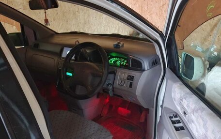 Nissan Liberty, 2000 год, 430 000 рублей, 14 фотография