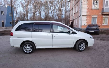 Nissan Liberty, 2000 год, 430 000 рублей, 2 фотография