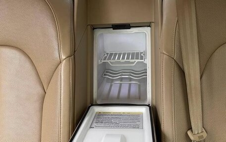 Audi A8, 2010 год, 2 000 000 рублей, 7 фотография