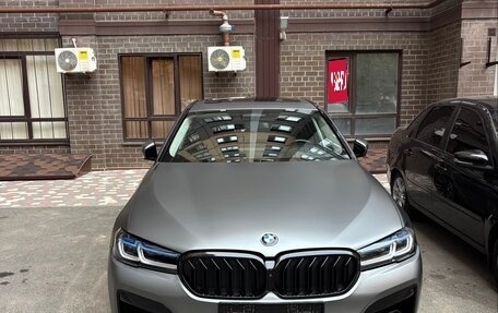 BMW 5 серия, 2021 год, 3 370 000 рублей, 1 фотография