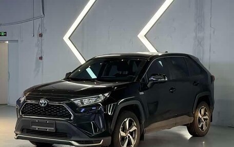 Toyota RAV4, 2021 год, 2 760 000 рублей, 1 фотография