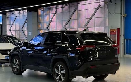 Toyota RAV4, 2021 год, 2 760 000 рублей, 4 фотография