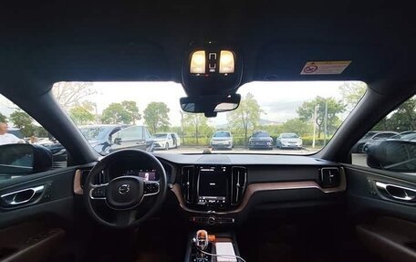 Volvo XC60 II, 2021 год, 3 190 000 рублей, 8 фотография