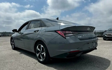 Hyundai Elantra, 2021 год, 1 160 000 рублей, 4 фотография