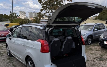 Peugeot 5008 I рестайлинг, 2012 год, 1 050 000 рублей, 5 фотография
