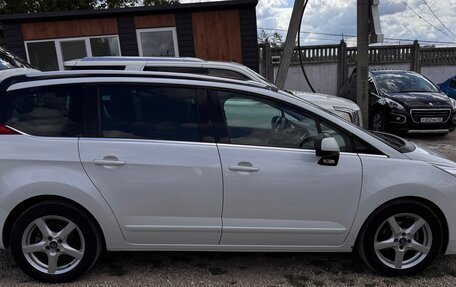 Peugeot 5008 I рестайлинг, 2012 год, 1 050 000 рублей, 3 фотография
