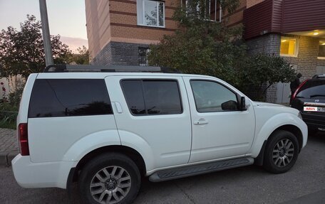 Nissan Pathfinder, 2012 год, 1 550 000 рублей, 8 фотография