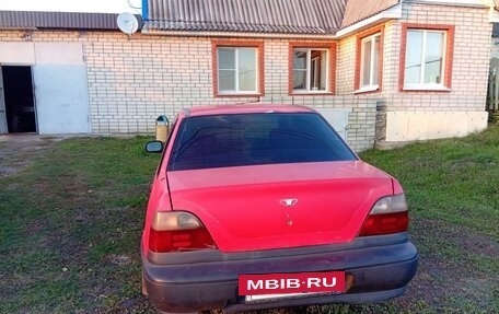 Daewoo Nexia I рестайлинг, 2002 год, 120 000 рублей, 3 фотография