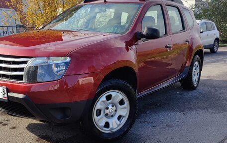 Renault Duster I рестайлинг, 2014 год, 980 000 рублей, 2 фотография