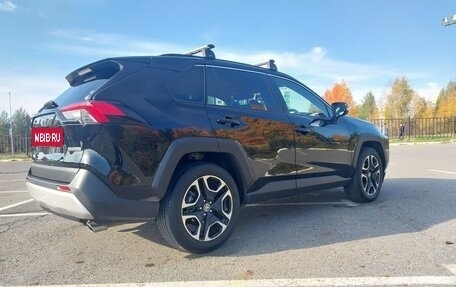 Toyota RAV4, 2020 год, 2 990 000 рублей, 4 фотография