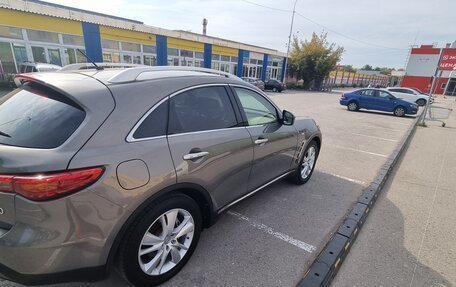 Infiniti QX70, 2016 год, 2 750 000 рублей, 6 фотография
