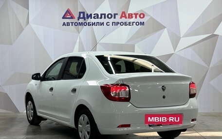 Renault Logan II, 2015 год, 650 000 рублей, 4 фотография