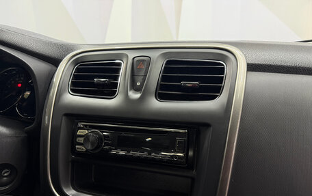 Renault Logan II, 2015 год, 650 000 рублей, 14 фотография