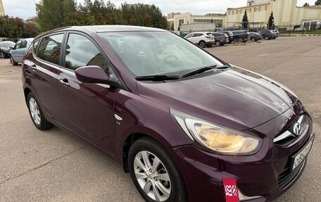 Hyundai Solaris II рестайлинг, 2012 год, 635 000 рублей, 2 фотография