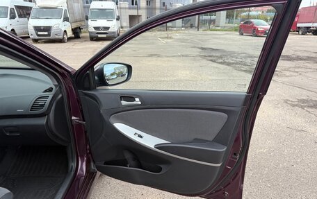 Hyundai Solaris II рестайлинг, 2012 год, 635 000 рублей, 16 фотография