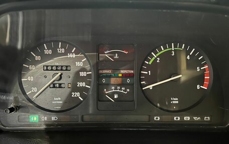 BMW 5 серия, 1983 год, 1 000 000 рублей, 30 фотография