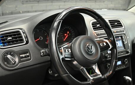 Volkswagen Polo VI (EU Market), 2019 год, 1 400 000 рублей, 13 фотография
