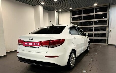 KIA Rio III рестайлинг, 2015 год, 830 000 рублей, 3 фотография