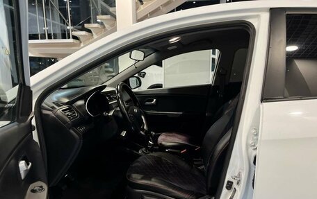 KIA Rio III рестайлинг, 2015 год, 830 000 рублей, 15 фотография