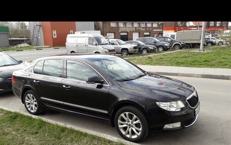Skoda Superb III рестайлинг, 2012 год, 985 000 рублей, 5 фотография