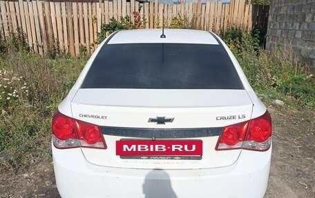 Chevrolet Cruze II, 2011 год, 600 000 рублей, 4 фотография