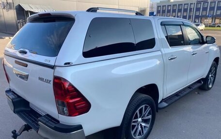 Toyota Hilux VIII, 2019 год, 3 820 000 рублей, 6 фотография
