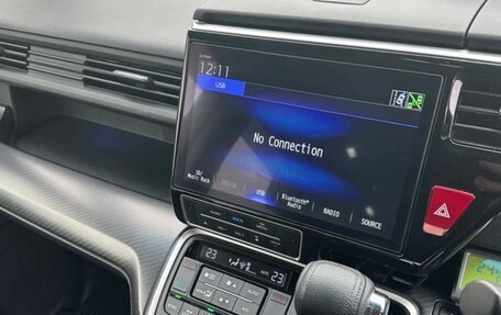 Honda Stepwgn IV, 2019 год, 1 980 000 рублей, 7 фотография