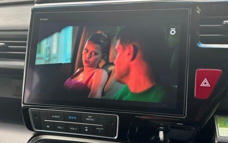 Honda Stepwgn IV, 2019 год, 1 980 000 рублей, 8 фотография