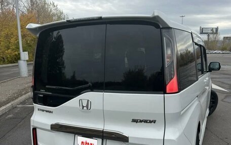 Honda Stepwgn IV, 2019 год, 1 980 000 рублей, 19 фотография