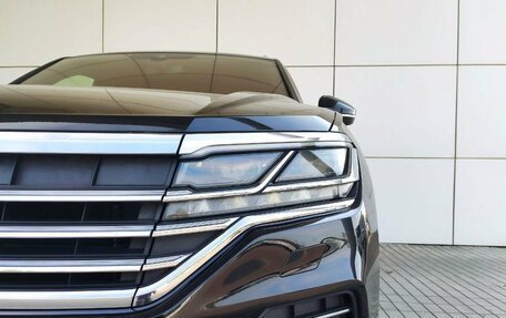 Volkswagen Touareg III, 2021 год, 5 900 000 рублей, 21 фотография