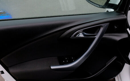 Opel Astra J, 2013 год, 619 702 рублей, 15 фотография