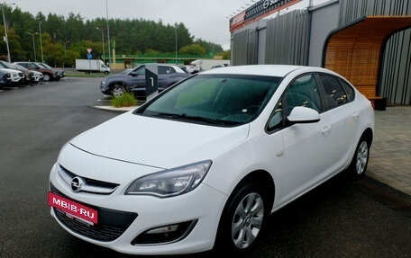 Opel Astra J, 2013 год, 619 702 рублей, 4 фотография
