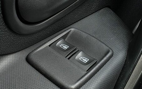 Renault Logan II, 2020 год, 1 090 000 рублей, 15 фотография