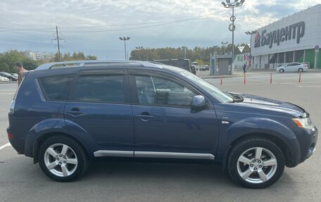 Mitsubishi Outlander III рестайлинг 3, 2007 год, 1 300 000 рублей, 6 фотография