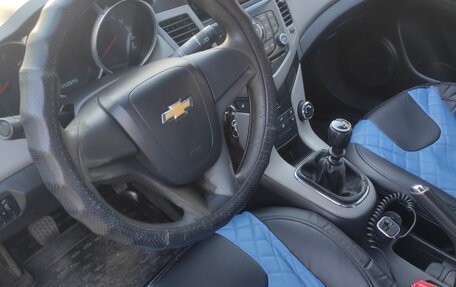Chevrolet Cruze II, 2011 год, 320 000 рублей, 12 фотография