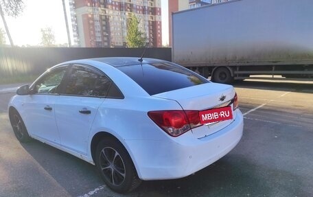 Chevrolet Cruze II, 2011 год, 320 000 рублей, 13 фотография