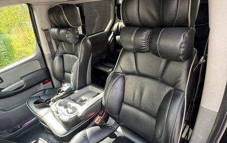 Hyundai Grand Starex Grand Starex I рестайлинг 2, 2016 год, 2 500 000 рублей, 12 фотография