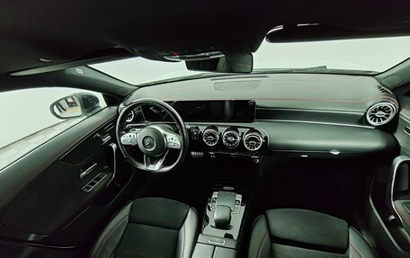 Mercedes-Benz CLA, 2019 год, 2 690 000 рублей, 9 фотография