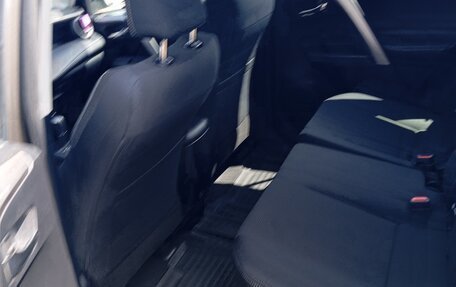 Toyota RAV4, 2017 год, 2 900 000 рублей, 6 фотография