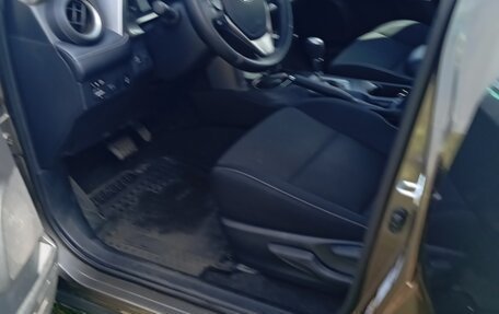 Toyota RAV4, 2017 год, 2 900 000 рублей, 12 фотография