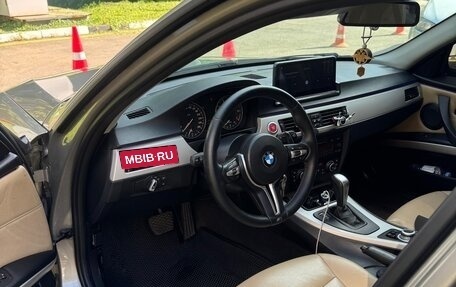 BMW 3 серия, 2011 год, 1 050 000 рублей, 19 фотография