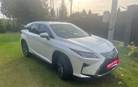 Lexus RX IV рестайлинг, 2017 год, 4 200 000 рублей, 8 фотография