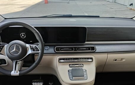 Mercedes-Benz V-Класс, 2025 год, 15 450 000 рублей, 14 фотография
