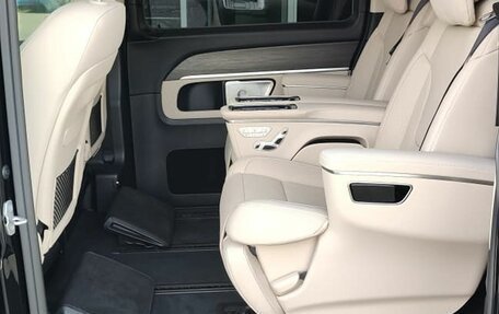 Mercedes-Benz V-Класс, 2025 год, 15 450 000 рублей, 15 фотография