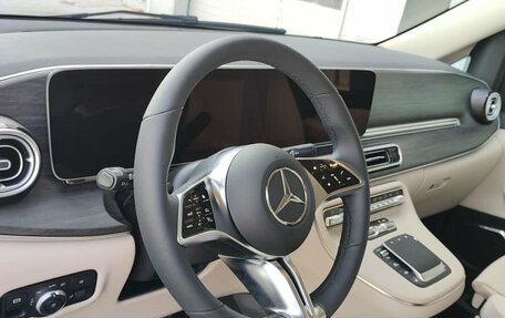 Mercedes-Benz V-Класс, 2025 год, 15 450 000 рублей, 24 фотография