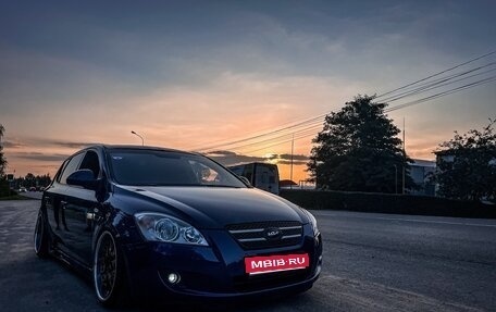 KIA cee'd I рестайлинг, 2008 год, 1 500 000 рублей, 1 фотография