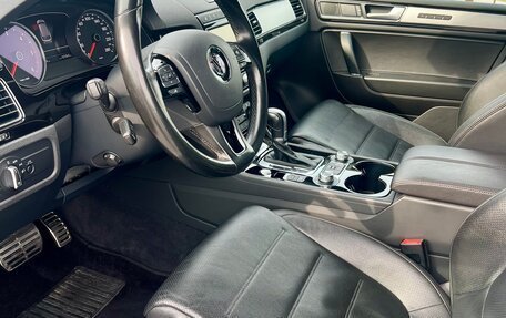 Volkswagen Touareg III, 2018 год, 3 680 000 рублей, 7 фотография
